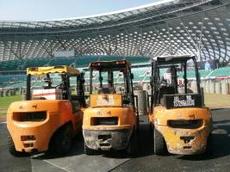 專業(yè)高效 | 深圳南山飛達叉車吊車出租與叉車租賃服務